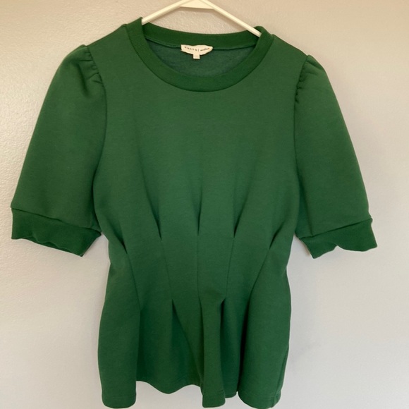 entro Sweaters - entro women’s medium pleated short sleeve modern sweater